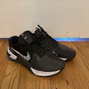 Nike Metacon 8 Workout Sneakers